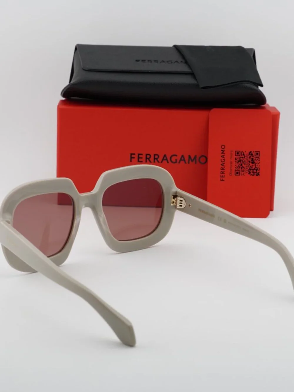 Salvatore Ferragamo SF2068SE 259 Square Sunglasses - Beige / Burgundy